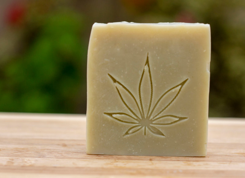 Hemp seed oil - shampoo bar for natural hair styles